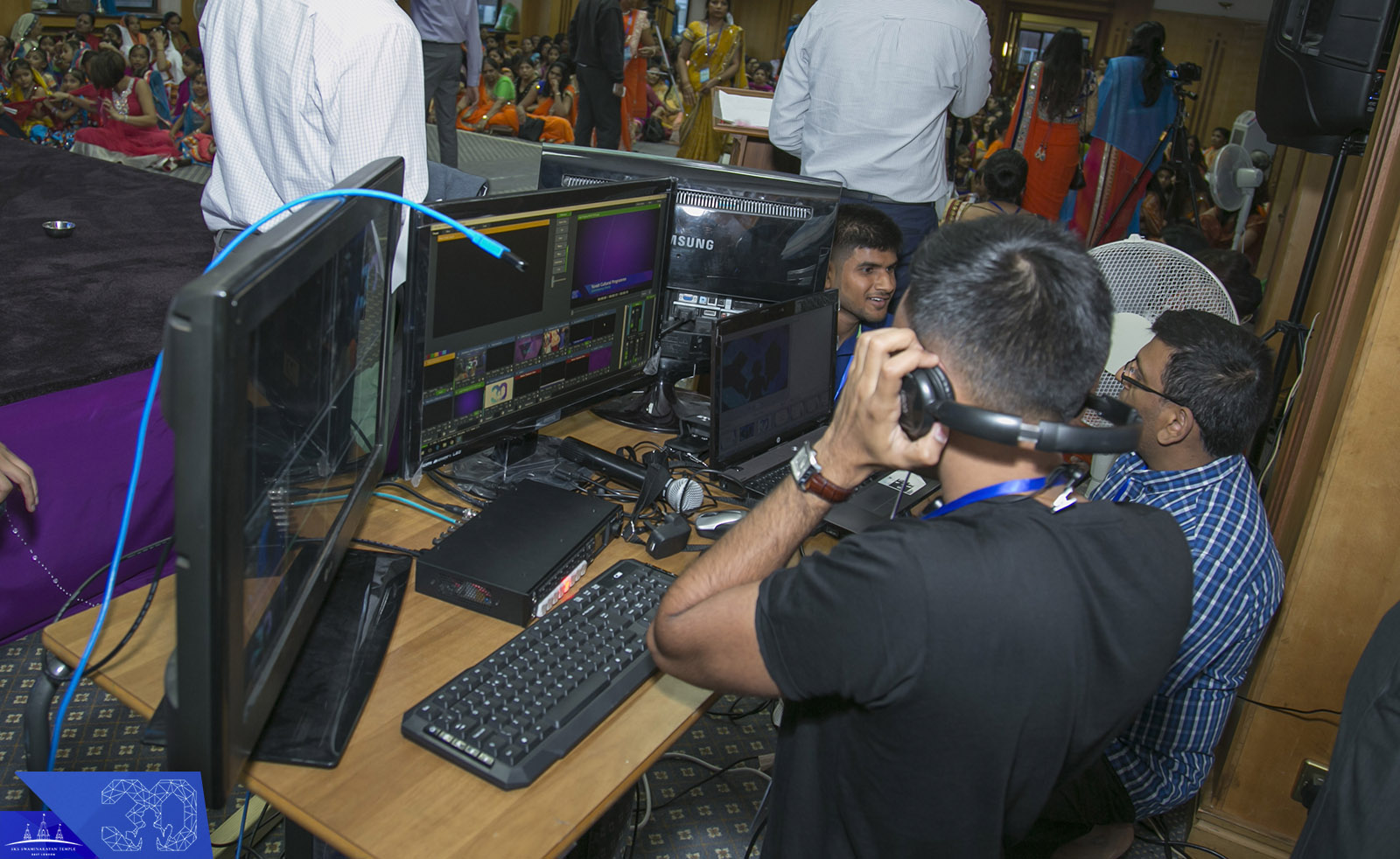 ©1987-2017 SKS Swaminarayan Temple East London